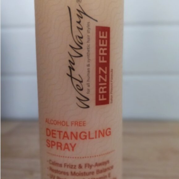 Wet-n-Wavy Calms Frizz Free Detangling Spray 12 fl oz UV Protector Alcohol Free - Picture 4 of 8